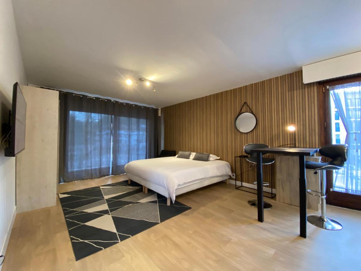 Studios & Chambres Aux Portes De Geneve Saint-Julien-en-Genevois Esterno foto